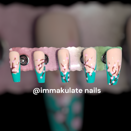 Arizona tea inspired nails
